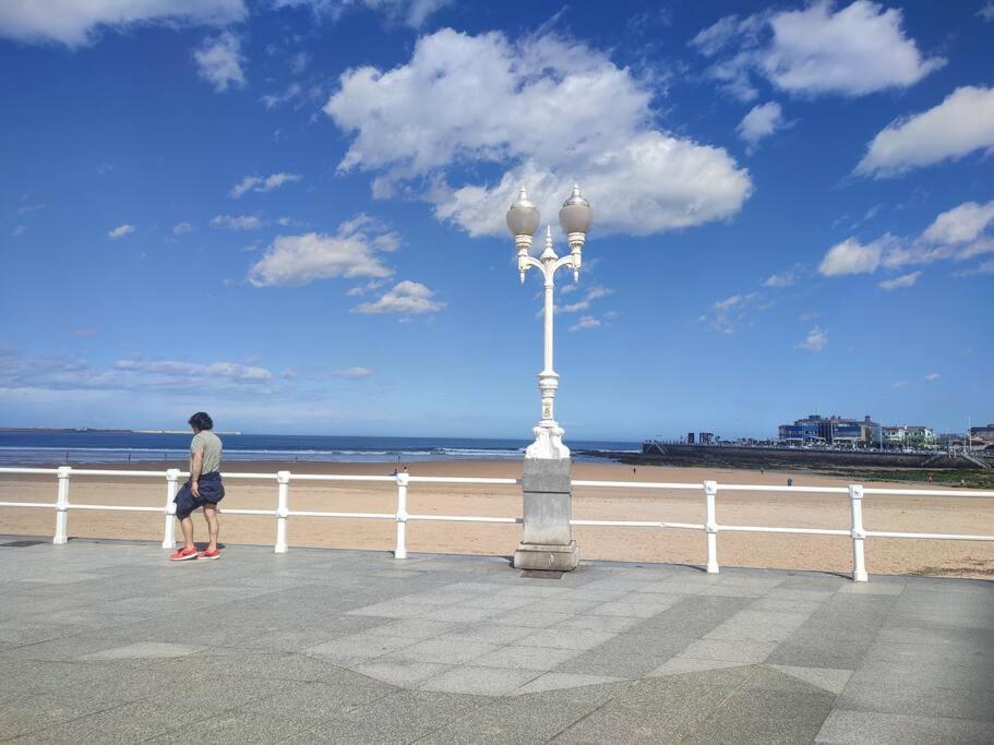 178A Mar De Gijon Apto Con Vistas 外观 照片